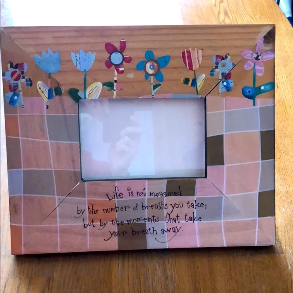 Wood 8x10 picture frame that fits a 4x6 photo